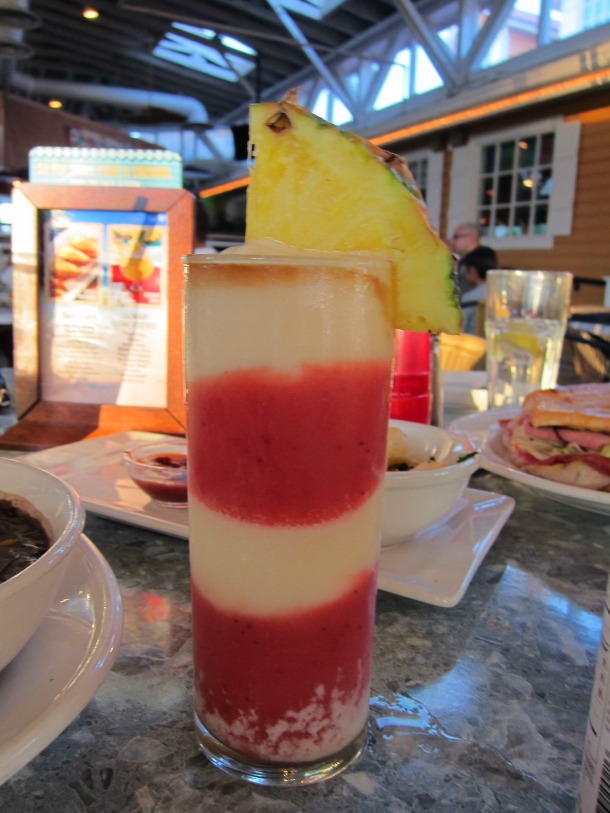 bahama breeze pineapple coconut martini