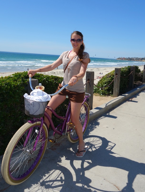 Kristen San Diego Beach-DSC00879-610pixels