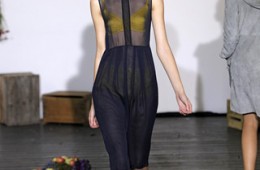 ARAKS Spring 2011 Runway Presentation