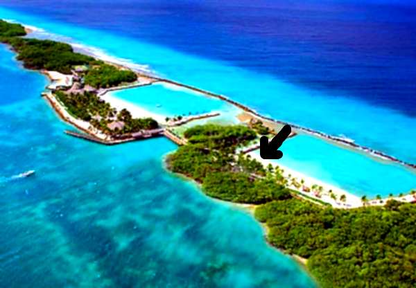 Ariel View of Renaissance Resort and Casino's Private Island