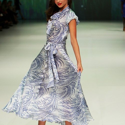 Miranda Kerr Walks In Australia's David Jones Fashion Show